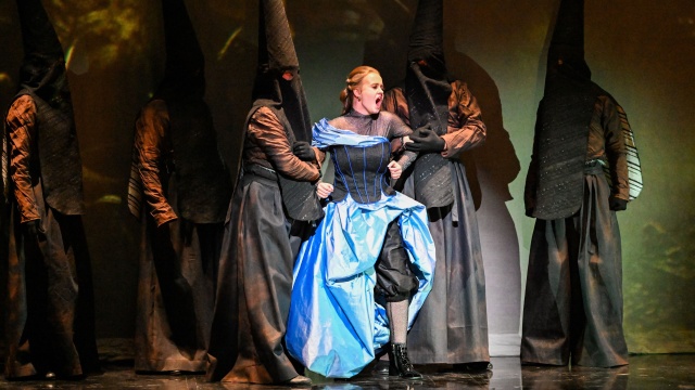 Fot. PAP/Marcin Bielecki Przed premierą "Czarodziejskiego fletu" w Operze na Zamku [ZDJĘCIA]