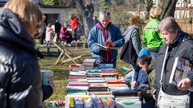 Fot. Robert Stachnik [Radio Szczecin] Charytatywny pchli targ dla chorego Adasia [WIDEO, ZDJĘCIA]