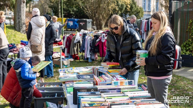 Fot. Robert Stachnik [Radio Szczecin] Charytatywny pchli targ dla chorego Adasia [WIDEO, ZDJĘCIA]