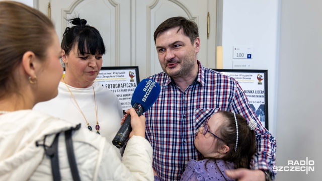 Fot. Robert Stachnik [Radio Szczecin] "Zmienić sposób postrzegania i pokazać drugą stronę". Powstał mural [WIDEO, ZDJĘCIA]