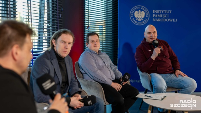 Fot. Robert Stachnik [Radio Szczecin] Piłka nożna lekiem na powojenne problemy polskiego Szczecina [ZDJĘCIA]