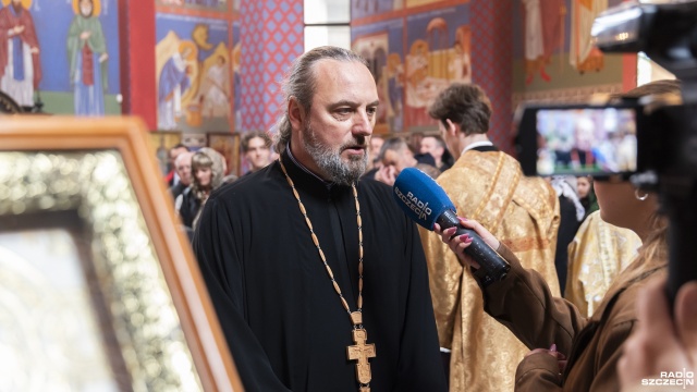 Fot. Kamila Kozioł [Radio Szczecin] Szczecinianie odwiedzają tradycyjne Groby Pańskie [WIDEO, ZDJĘCIA]