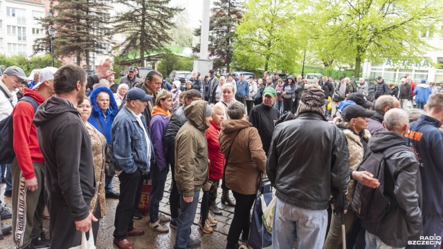 Fot. Kamila Kozioł [Radio Szczecin] Święconka Jakubowa dla ubogich. Caritas obdarował potrzebujących [WIDEO, ZDJĘCIA]