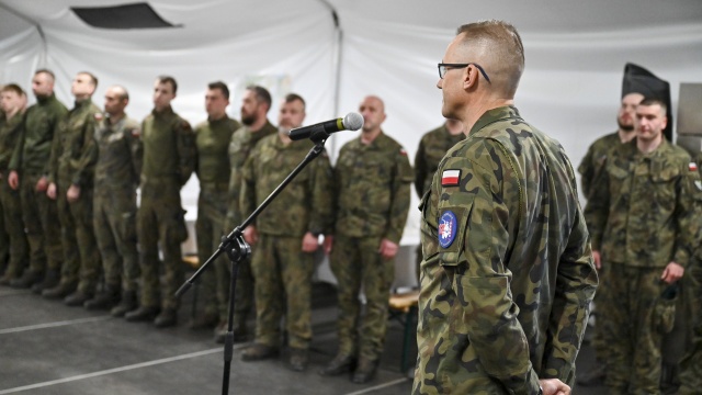 Fot. ppor. Manuela Kaczyńska Żołnierze 12. SDZ świętują daleko od domu [ZDJĘCIA]