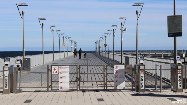 Fot. Przemysław Polanin [Radio Szczecin] Kołobrzeskie molo znów płatne. Ceny poszły w górę [ZDJĘCIA]