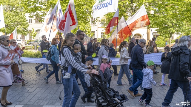 Fot. Maciej Papke [Radio Szczecin] Marsz dla Życia w Szczecinie. "Każdy zasługuje na życie" [ZDJĘCIA]