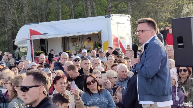 Fot. Przemysław Polanin [Radio Szczecin] Nauka pierwszej pomocy na wiecu wyborczym