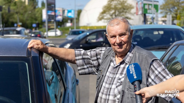 Fot. Robert Stachnik [Radio Szczecin] Kolejki w sklepach przed majówką [WIDEO, ZDJĘCIA]