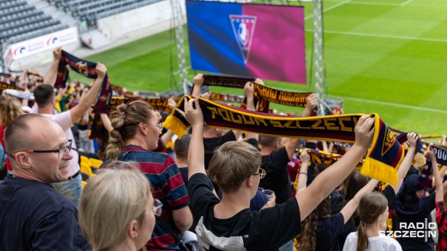 Fot. Robert Stachnik [Radio Szczecin] "Ja sobie popłaczę, a kibice, którzy są od tylu lat z Pogonią, oby doczekali..." [WIDEO, ZDJĘCIA]