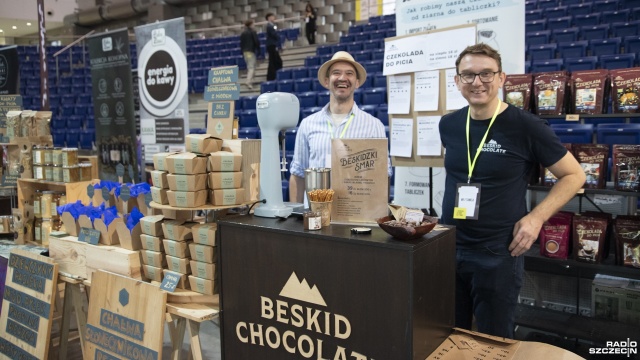 Fot. Kamila Kozioł [Radio Szczecin] "Wstawiamy do ekspresu i puszczamy magię". Trwa festiwal kawy [WIDEO, ZDJĘCIA]