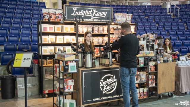 Fot. Kamila Kozioł [Radio Szczecin] "Wstawiamy do ekspresu i puszczamy magię". Trwa festiwal kawy [WIDEO, ZDJĘCIA]