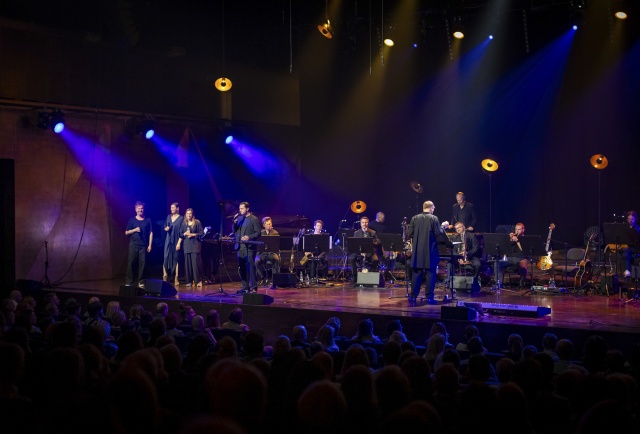 Nikola Kołodziejczyk Orchestra. Fot. Sebastian Wołosz „Budyń o smaku Mickiewicza” podano w złocie Filharmonii [ZDJĘCIA]