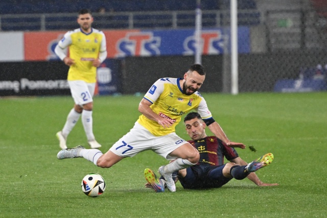 Fot. PAP/Marcin Bielecki Portowcy przejechali się na Motorze [ZDJĘCIA]