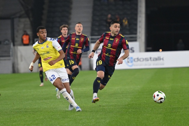 Fot. PAP/Marcin Bielecki Portowcy przejechali się na Motorze [ZDJĘCIA]