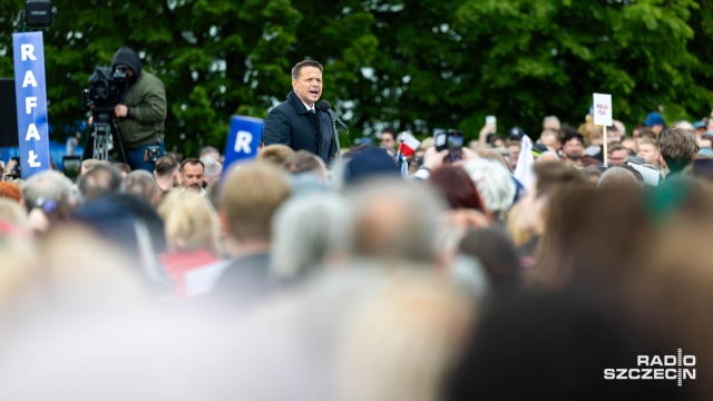 Fot. Robert Stachnik [Radio Szczecin] Rafał Trzaskowski w Szczecinie. "Problemy młodych trzeba traktować poważnie" [ZDJĘCIA]