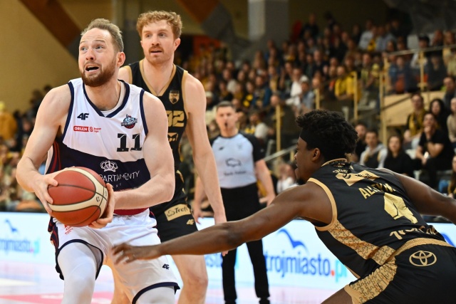 Fot. PAP/Marcin Gadomski Druga porażka Wilków. King Szczecin w trudnej sytuacji [ZDJĘCIA]