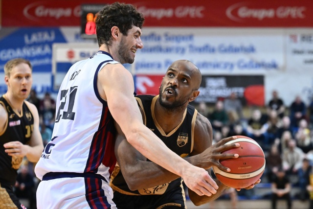 Fot. PAP/Marcin Gadomski Druga porażka Wilków. King Szczecin w trudnej sytuacji [ZDJĘCIA]