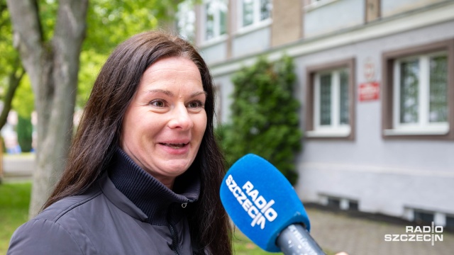 Fot. Robert Stachnik [Radio Szczecin] Pierwsi szczecinianie oddali głos w wyborach prezydenckich [WIDEO, ZDJĘCIA]