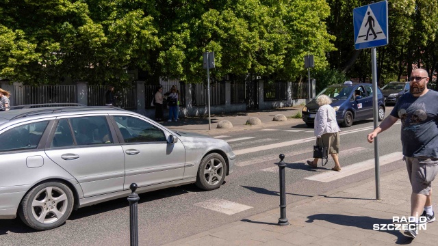 Fot. Robert Stachnik [Radio Szczecin] Niebezpieczne przejścia dla pieszych w Szczecinie [WIDEO, ZDJĘCIA]