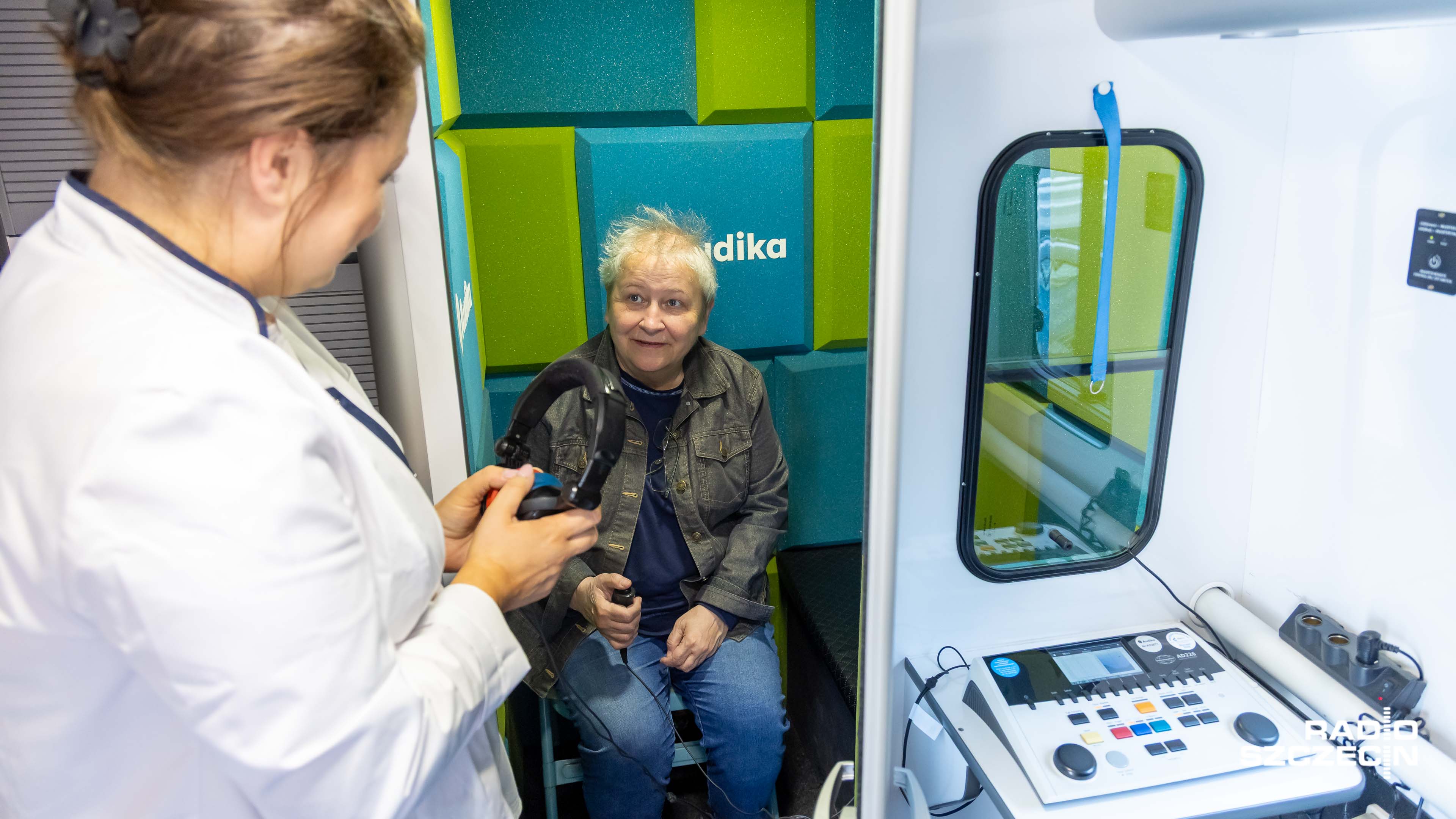 Ruszyła kolejna edycja bezpłatnych badań profilaktycznych. Tym razem mieszkańcy powiatu polickiego mogą skontrolować słuch.