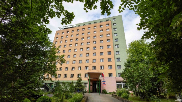 Dom Studenta nr 4 "PORTOWIEC" Fot. Robert Stachnik [Radio Szczecin] Akademiki do remontu, ale miejsca dla studentów ma wystarczyć [WIDEO, ZDJĘCIA]