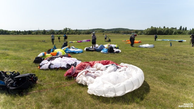 Fot. Kamila Kozioł [Radio Szczecin] Paralotniarze walczą o mistrzowski tytuł [WIDEO, ZDJĘCIA]