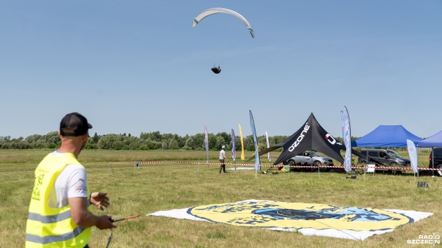 Fot. Kamila Kozioł [Radio Szczecin] Paralotniarze walczą o mistrzowski tytuł [WIDEO, ZDJĘCIA]