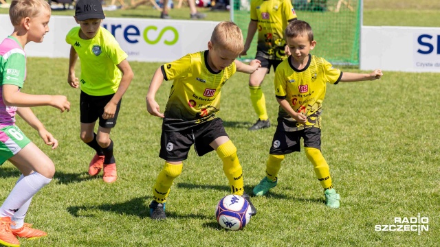 Fot. Robert Stachnik [Radio Szczecin] "Dzikie Granie", czyli turniej piłki nożnej w Kliniskach Wielkich [WIDEO, ZDJĘCIA]