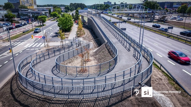 Fot. Szczecińskie Inwestycje Miejskie Kładka w barwach Floating Garden ukończona [ZDJĘCIA]