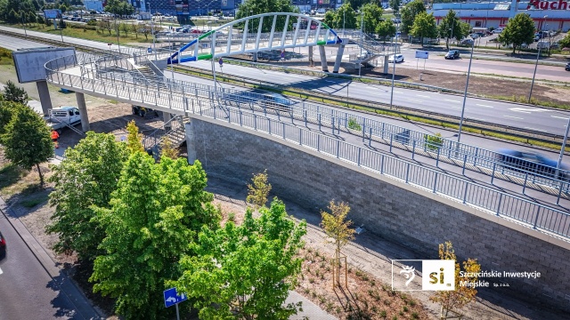 Fot. Szczecińskie Inwestycje Miejskie Kładka w barwach Floating Garden ukończona [ZDJĘCIA]