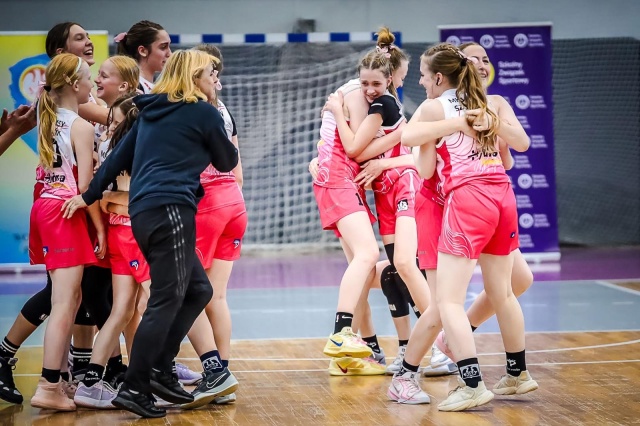 Fot. Tomasz Pietras Koszykarki Kusego Szczecin zdobyły mistrzostwo Polski [ZDJĘCIA]