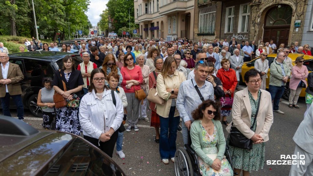 Procesja Bożego Ciała w Szczecinie. Fot. Robert Stachnik [Radio Szczecin] Procesja Bożego Ciała w Szczecinie [ZDJĘCIA]