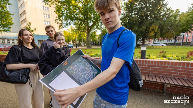 Fot. Robert Stachnik [Radio Szczecin] "Ścieżką ognia" przez Szczecin. Gra miejska przed Nocą Kupały [ZDJĘCIA]