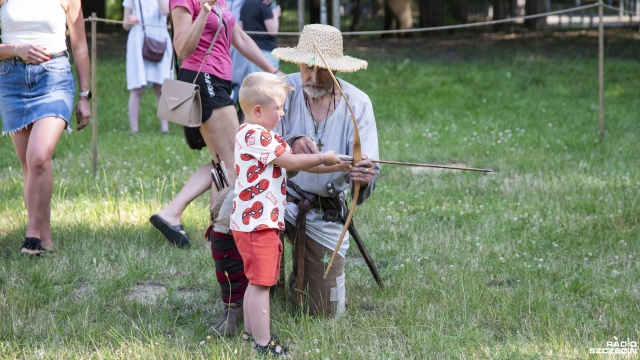 Fot. Kamila Kozioł [Radio Szczecin] Żywy ogień i oczyszczenie podczas celebracji Nocy Kupały [WIDEO, ZDJĘCIA]