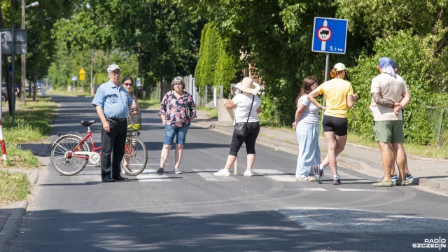 Fot. Kamila Kozioł [Radio Szczecin] Mieszkańcy Klinisk Wielkich protestowali [WIDEO, ZDJĘCIA]