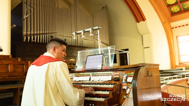 Robin Hlinka – kantor, organista i dyrygent katedry w Brunszwiku. Fot. Robert Stachnik [Radio Szczecin] Chór katedry w Brunszwiku i szczecińskie "Słowiki" zainaugurowały Festiwal "Muzyczne przyjaźnie" [WIDEO, ZDJĘCIA]