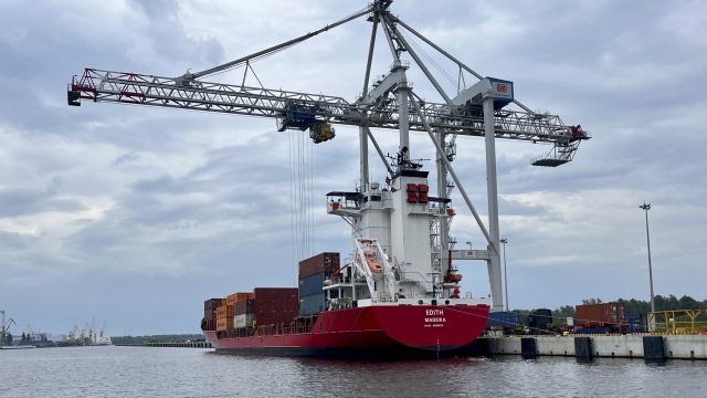 Fot. Zarząd Morskich Portów Szczecin i Świnoujście Nowe nabrzeża, pogłębiony tor podejściowy - kanał dębicki zmodernizowany [ZDJĘCIA]