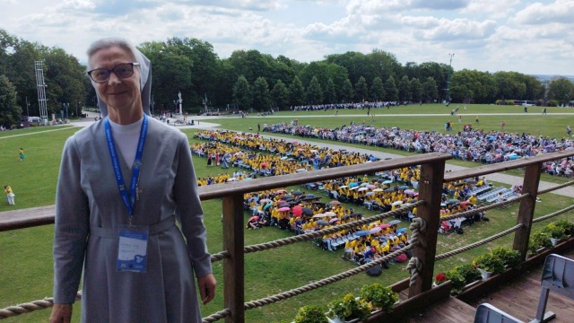 Salezjanka siostra Bożena Salij prowadziła w Szczecinie stypendystów. Fot. Archiwum prywatne Jubileusz papieskiej fundacji na Jasnej Górze [ZDJĘCIA]
