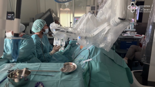 Fot. Uniwersytecki Szpital Kliniczny nr 2 PUM w Szczecinie Sztuczna inteligencja pomaga przy zabiegach robotycznych [ZDJĘCIA]