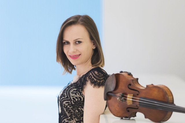 Edyta Wolańska – wiolinistka Tria Con Fuoco. Fot. Archiwum artystki Bachowski koncert w Szczecinie [ZDJĘCIA]