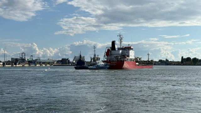 Fot. Słuchacz Awaria na tankowcu. Promy znów pływają