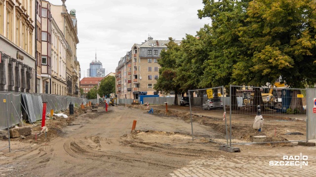 Fot. Robert Stachnik [Radio Szczecin] Niełatwe biznesy na (i wokół) pl. Orła Białego [WIDEO, ZDJĘCIA]