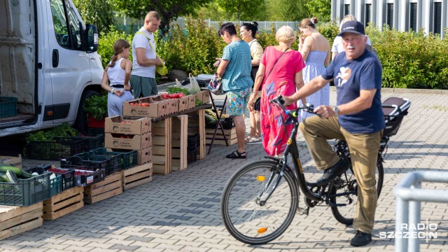Fot. Robert Stachnik [Radio Szczecin] Bazar na Bronowickiej kusi zdrowiem i ekologią [WIDEO, ZDJĘCIA]