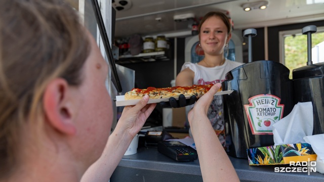 Fot. Robert Stachnik [Radio Szczecin] Przysmaki, nie tylko z Polski, na szczecińskich Żaglach [ZDJĘCIA]