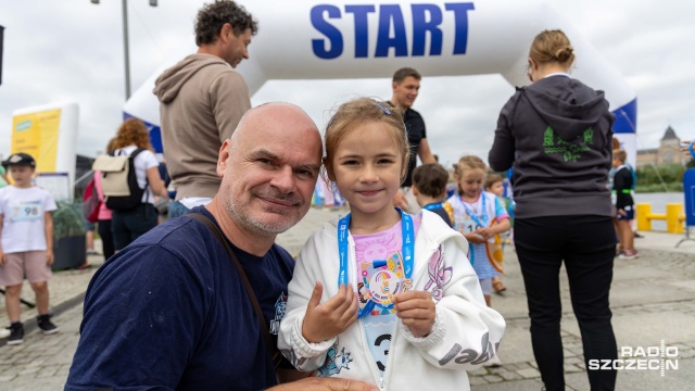 Fot. Robert Stachnik [Radio Szczecin] Sportowe aktywności przyciągnęły wielu najmłodszych [ZDJĘCIA]