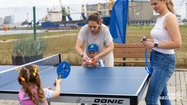 Fot. Robert Stachnik [Radio Szczecin] Sportowe aktywności przyciągnęły wielu najmłodszych [ZDJĘCIA]