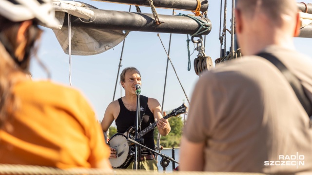 Fot. Robert Stachnik [Radio Szczecin] Rozbujali publikę bez wypływania w rejs... [ZDJĘCIA]
