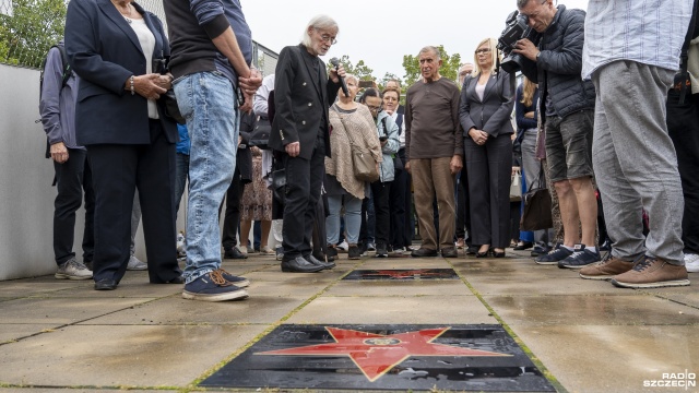 Fot. Maciej Papke [Radio Szczecin] Antytotalitarna wystawa plakatów Lexa Drewinskiego [ZDJĘCIA]