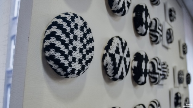 Fot. Wojciech Ochrymiuk [Radio Szczecin] Sztuka tkaniny na wystawie w Książnicy Pomorskiej [WIDEO, ZDJĘCIA]