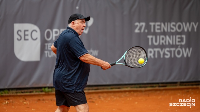 Leszek Malinowski. Fot. Robert Stachnik [Radio Szczecin] Dudziak, Strasburger, Milowicz, czyli Tenisowy Turniej Artystów na szczecińskich kortach [WIDEO, ZDJĘCIA]